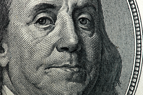 USDInd remains traded around its highest levels since November